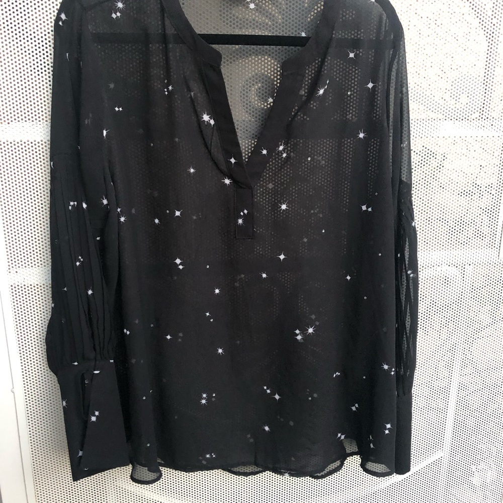 Simply Vera Vera Wang Black Sheer Star-Print V-Neck Blouse